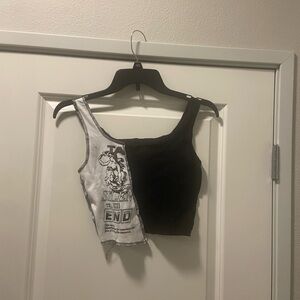 women’s graphic black and white crop top